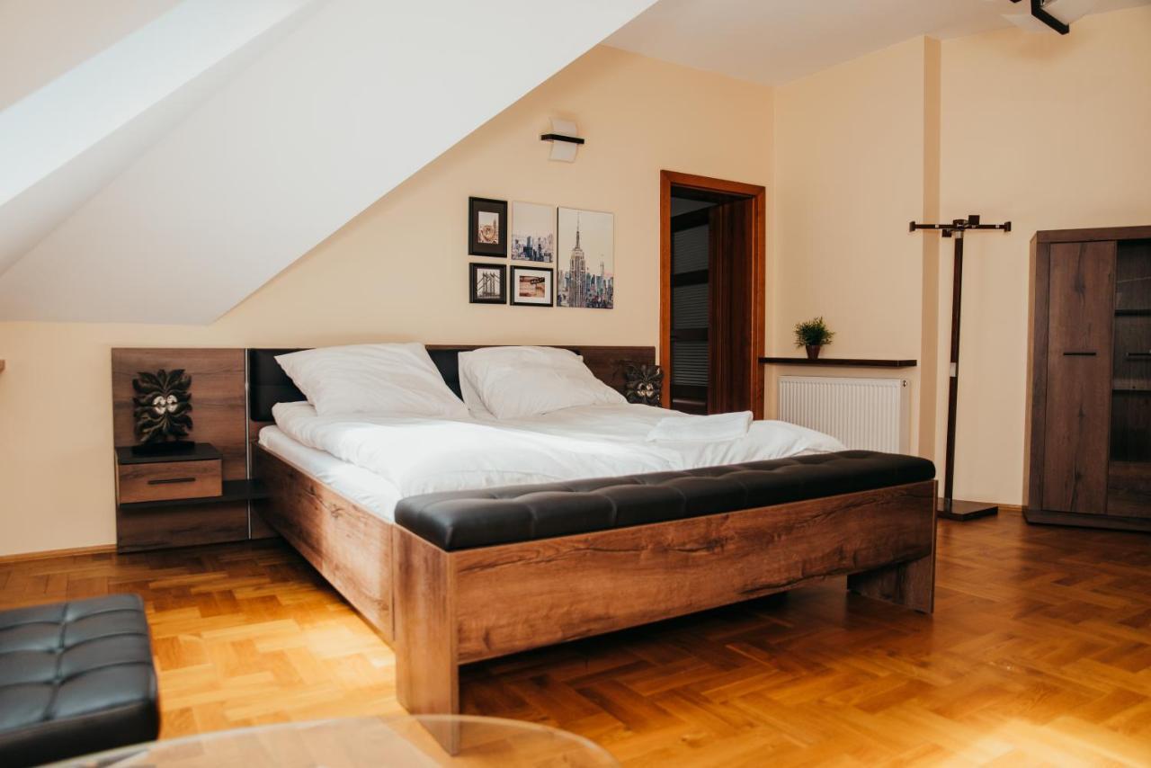 Zarabie Residence Мысленице Экстерьер фото