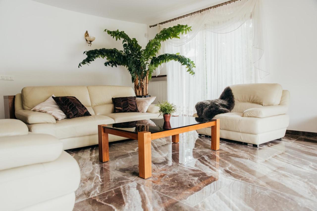Zarabie Residence Мысленице Экстерьер фото