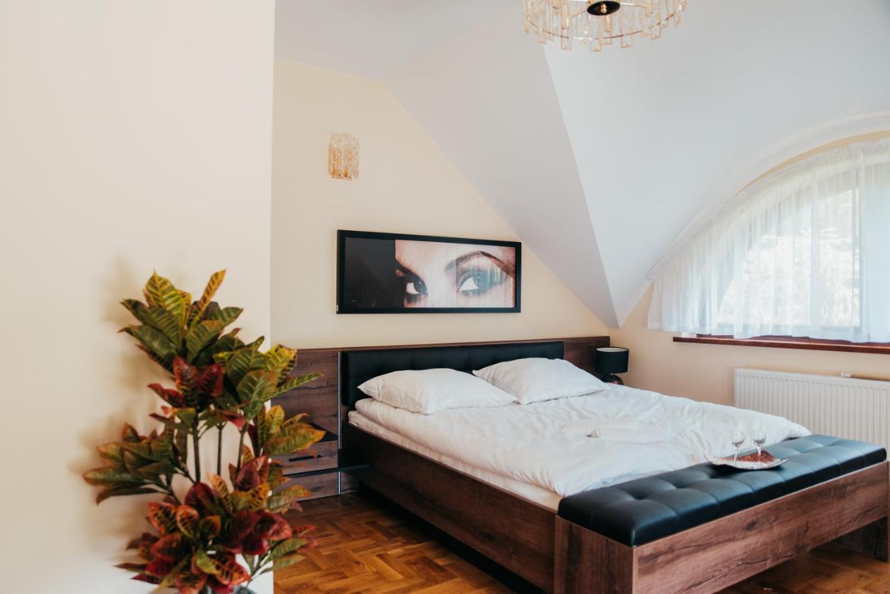 Zarabie Residence Мысленице Экстерьер фото