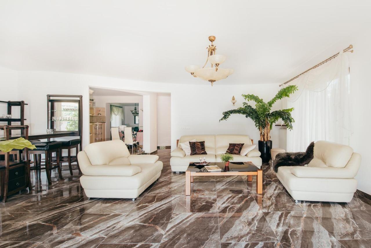 Zarabie Residence Мысленице Экстерьер фото