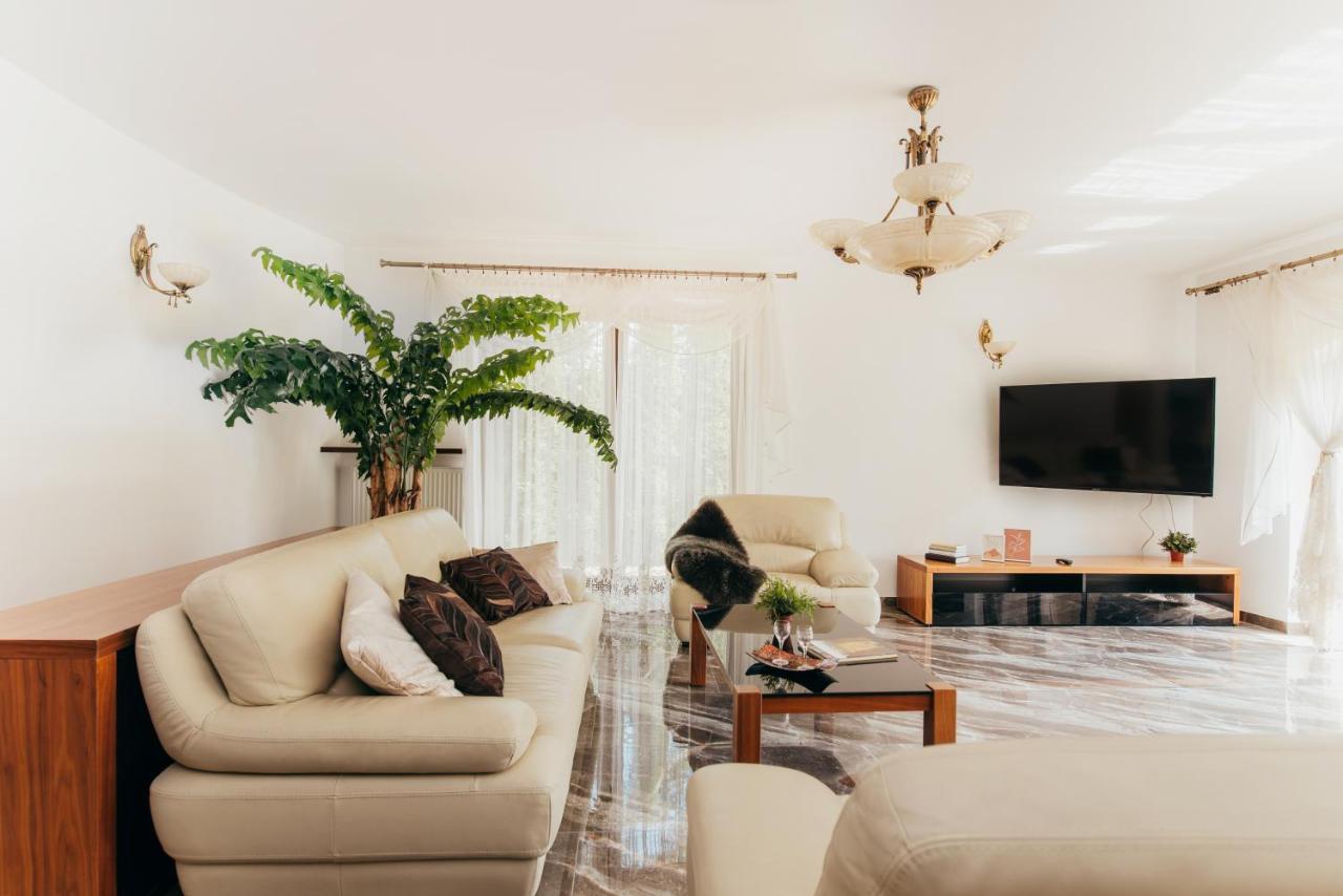 Zarabie Residence Мысленице Экстерьер фото